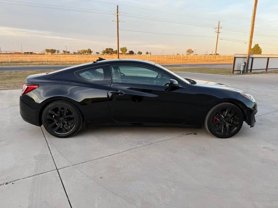 2013 Hyundai Genesis Coupe - Image 4 of 17