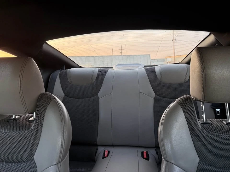 2013 Hyundai Genesis Coupe - Image 13 of 17