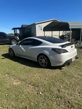 2013 Hyundai Genesis Coupe 2.0T Premium