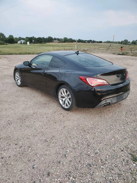 2013 Hyundai Genesis Coupe - Image 4 of 6