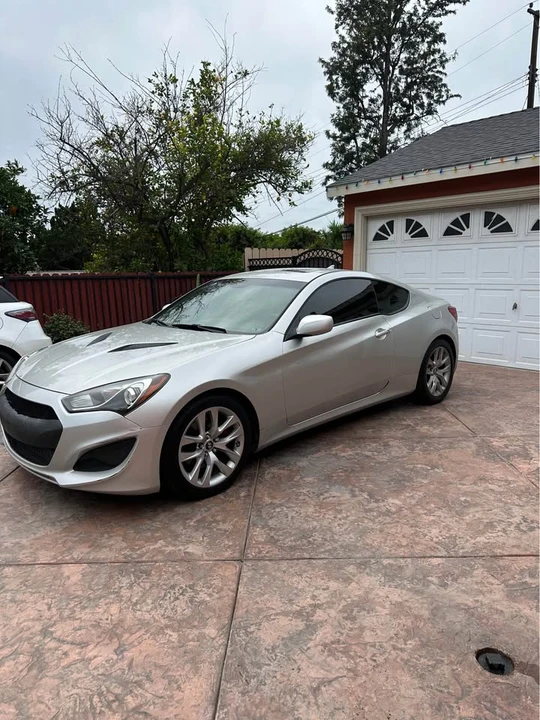 2013 Hyundai Genesis Coupe - Image 3 of 10