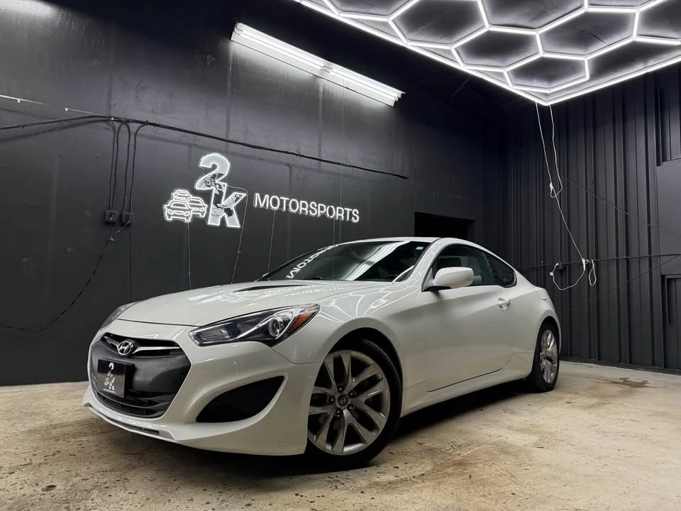 2013 Hyundai Genesis Coupe - Image 2 of 12