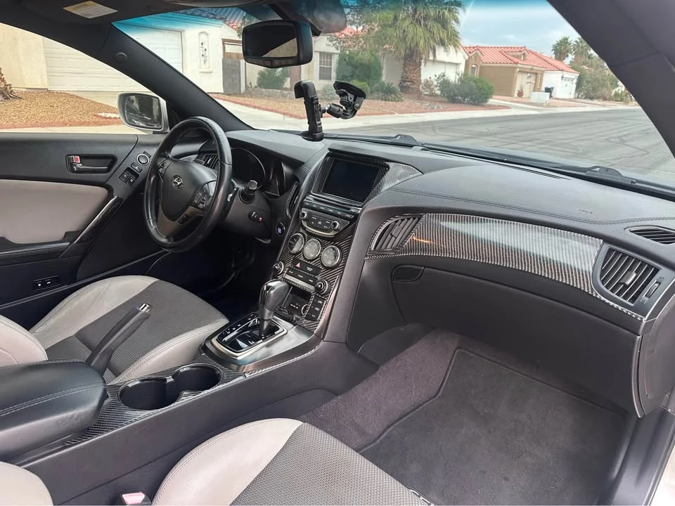 2013 Hyundai Genesis Coupe - Image 8 of 12