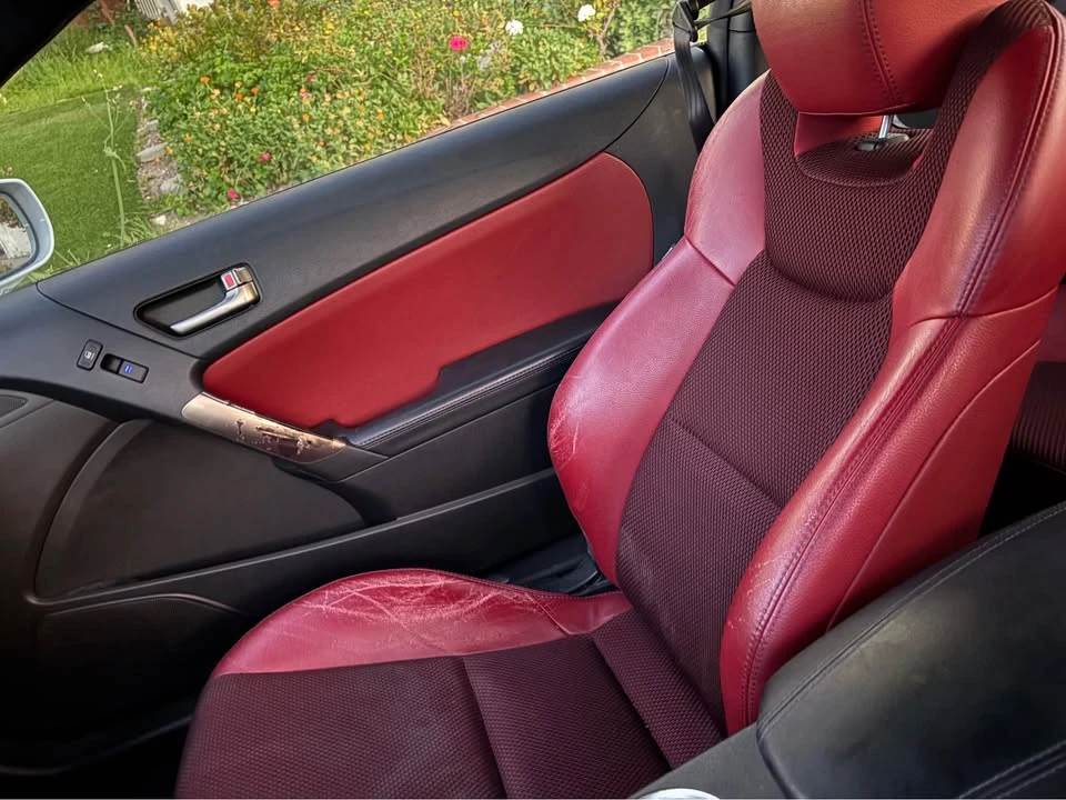 2013 Hyundai Genesis Coupe - Image 13 of 14