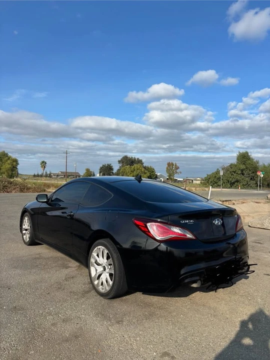 2013 Hyundai Genesis Coupe - Image 4 of 6