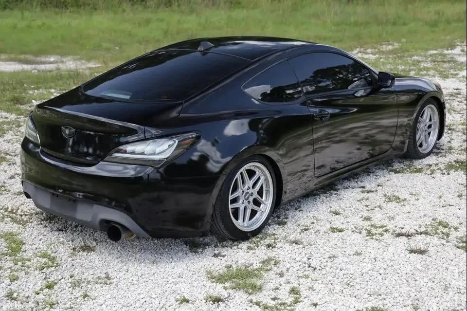 2013 Hyundai Genesis Coupe - Image 11 of 19