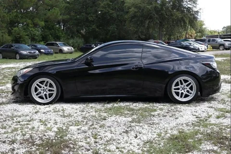 2013 Hyundai Genesis Coupe - Image 3 of 19
