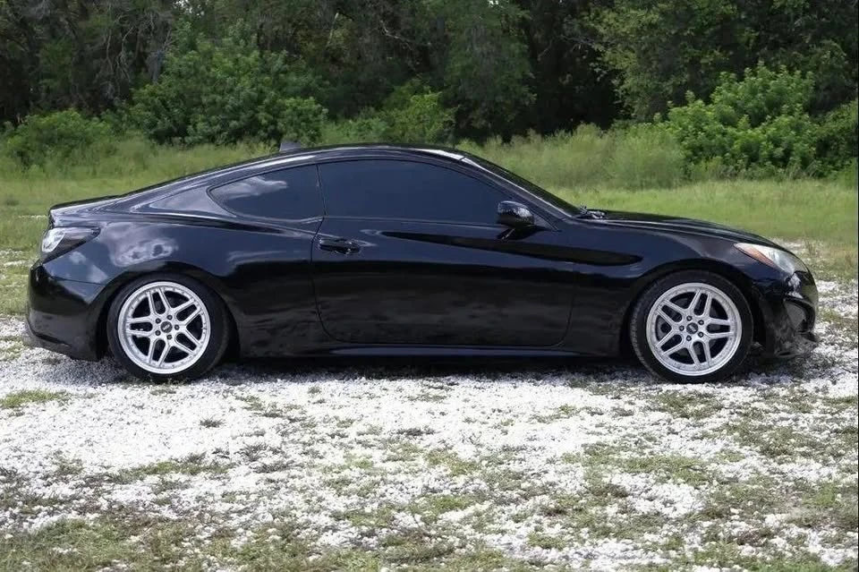 2013 Hyundai Genesis Coupe - Image 13 of 19