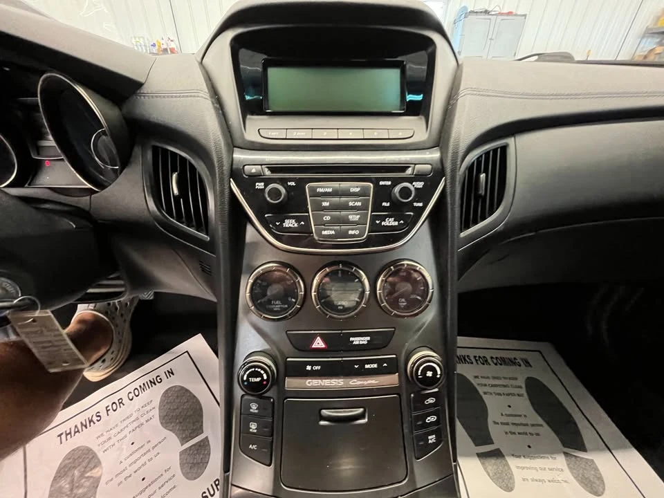 2013 Hyundai Genesis Coupe - Image 15 of 16