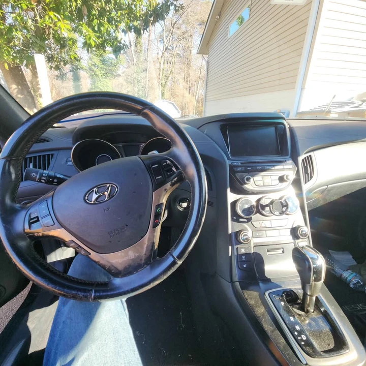 2013 Hyundai Genesis Coupe - Image 2 of 5