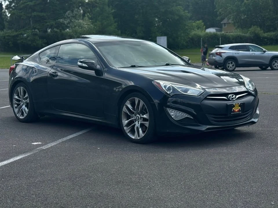 2013 Hyundai Genesis Coupe - Image 9 of 9