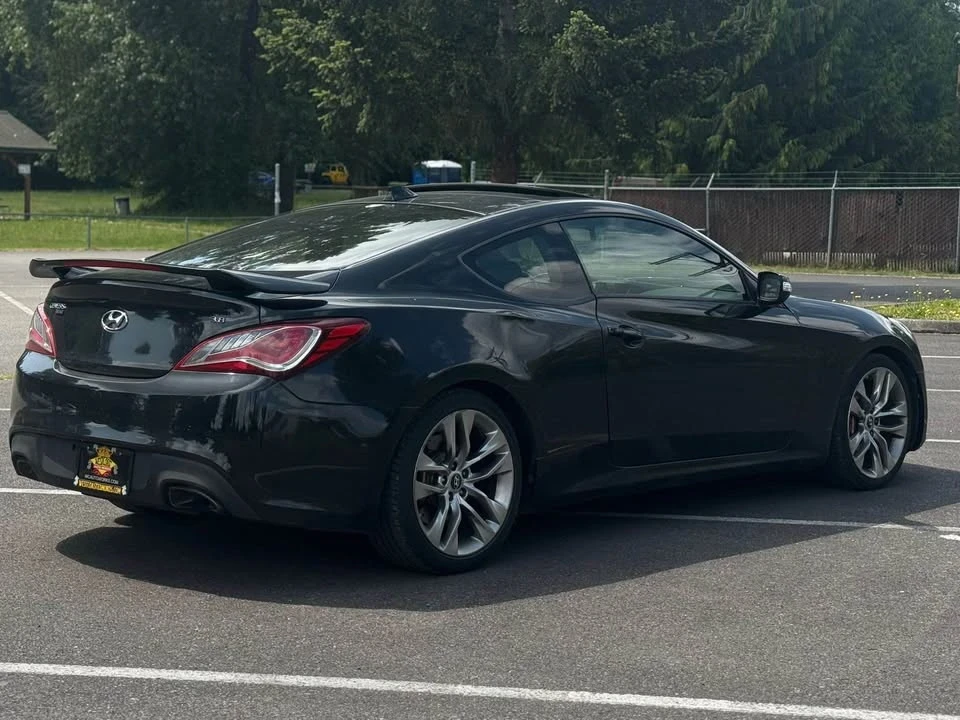 2013 Hyundai Genesis Coupe - Image 7 of 9
