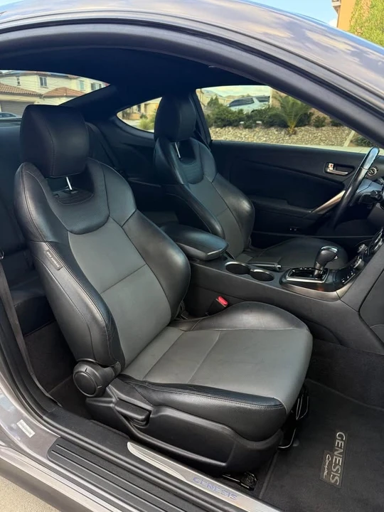 2013 Hyundai Genesis Coupe - Image 11 of 14
