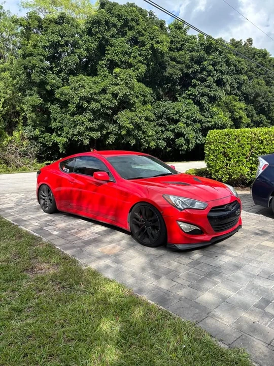 2013 Hyundai Genesis Coupe - Image 2 of 6