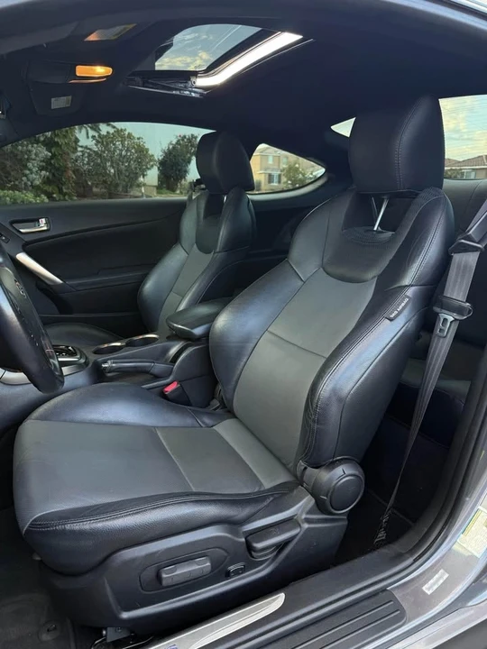 2013 Hyundai Genesis Coupe - Image 5 of 14