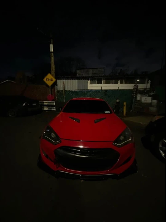 2013 Hyundai Genesis Coupe - Image 2 of 12
