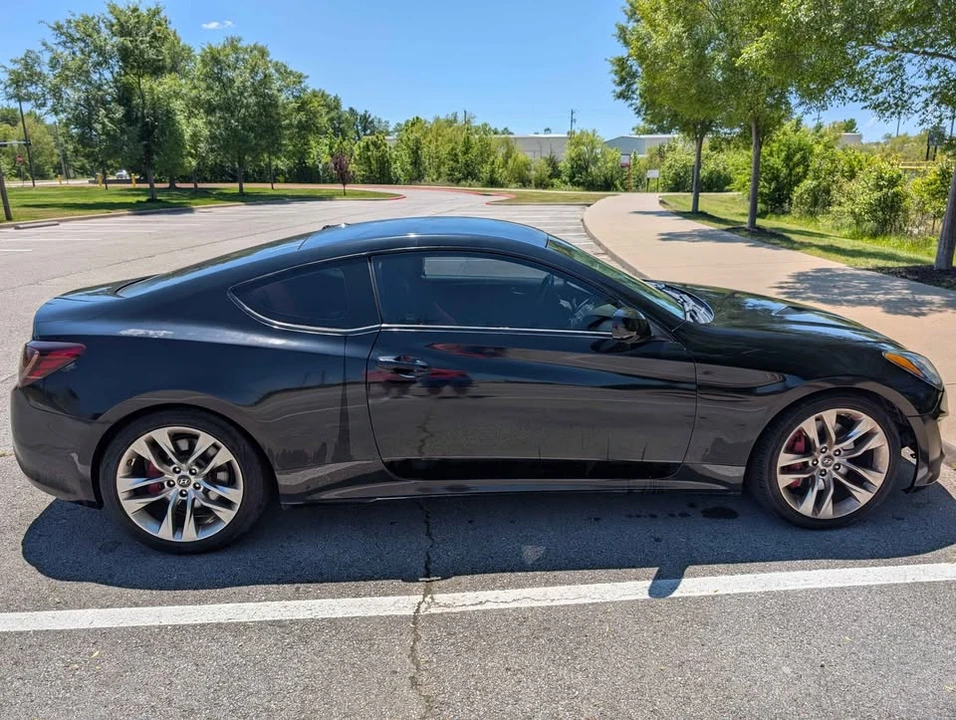 2013 Hyundai Genesis Coupe - Image 2 of 7
