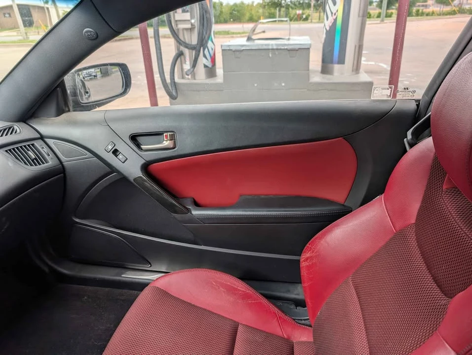 2013 Hyundai Genesis Coupe - Image 4 of 7