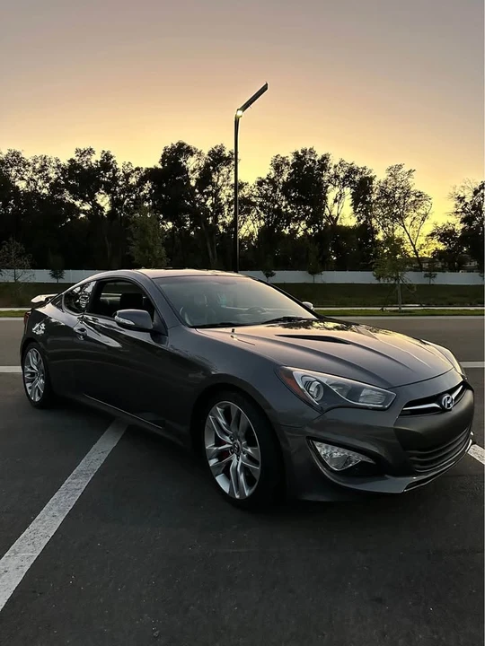 2013 Hyundai Genesis Coupe - Image 8 of 11