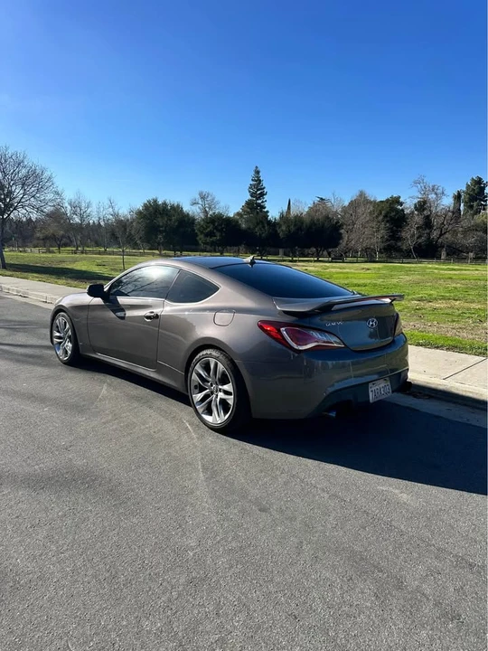 2013 Hyundai Genesis Coupe - Image 3 of 14