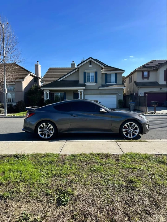 2013 Hyundai Genesis Coupe - Image 6 of 14