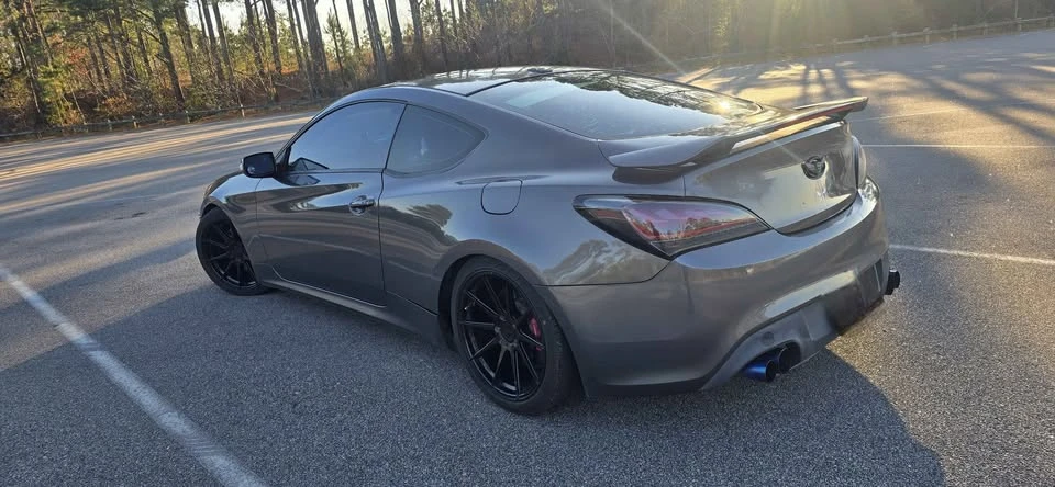 2013 Hyundai Genesis Coupe - Image 3 of 8
