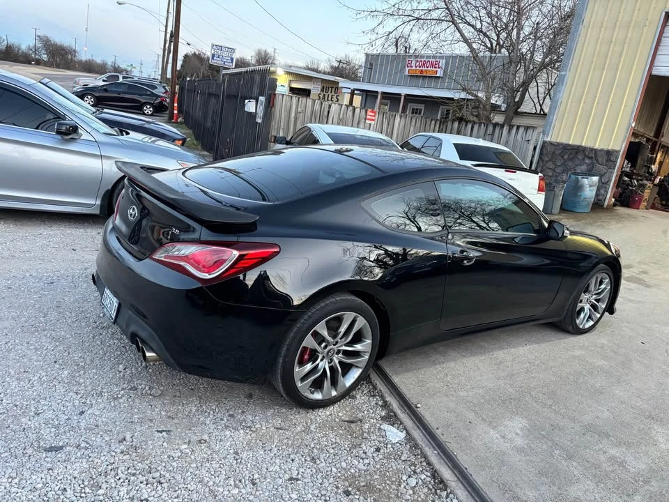 2013 Hyundai Genesis Coupe - Image 3 of 8
