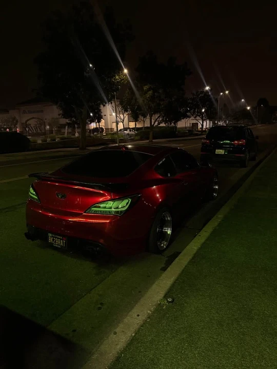 2013 Hyundai Genesis Coupe - Image 4 of 4
