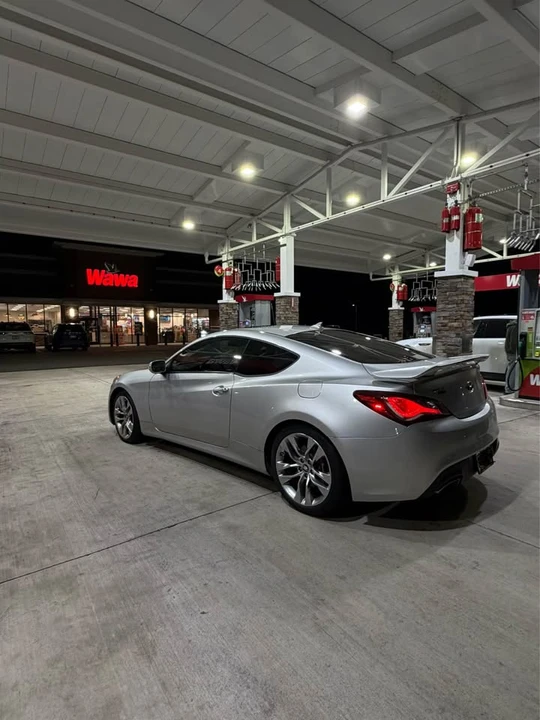 2013 Hyundai Genesis Coupe - Image 3 of 11
