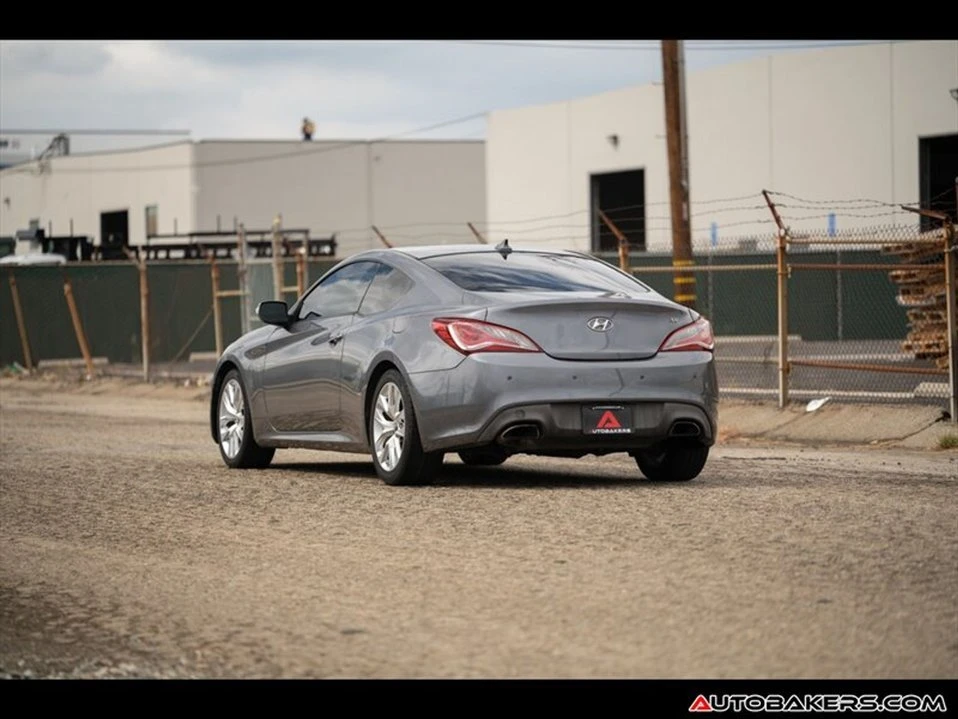 2013 Hyundai Genesis Coupe - Image 5 of 19