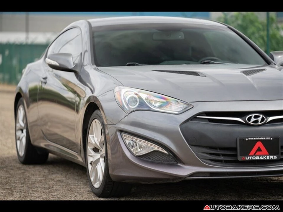 2013 Hyundai Genesis Coupe - Image 6 of 19