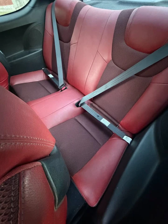 2013 Hyundai Genesis Coupe - Image 15 of 19