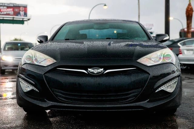 2013 Hyundai Genesis Coupe - Image 16 of 19