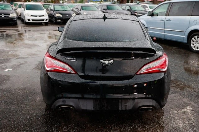 2013 Hyundai Genesis Coupe - Image 9 of 19