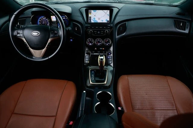 2013 Hyundai Genesis Coupe - Image 2 of 19