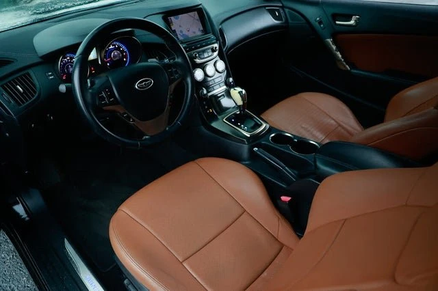 2013 Hyundai Genesis Coupe - Image 4 of 19