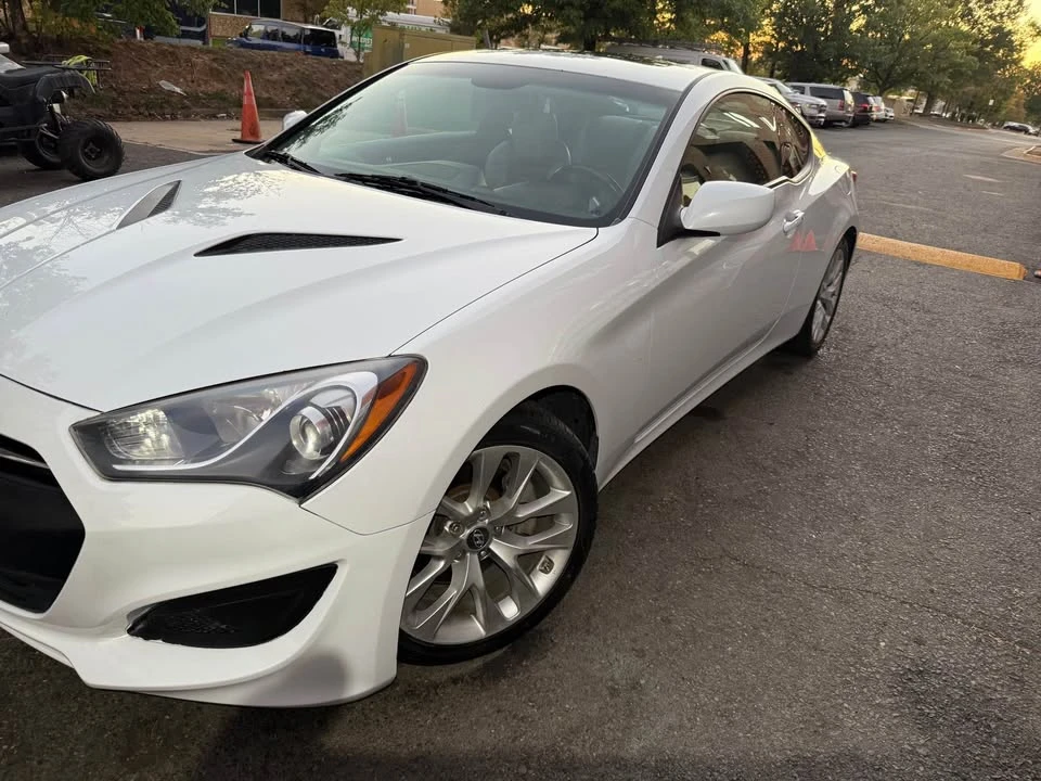 2013 Hyundai Genesis Coupe - Image 18 of 18