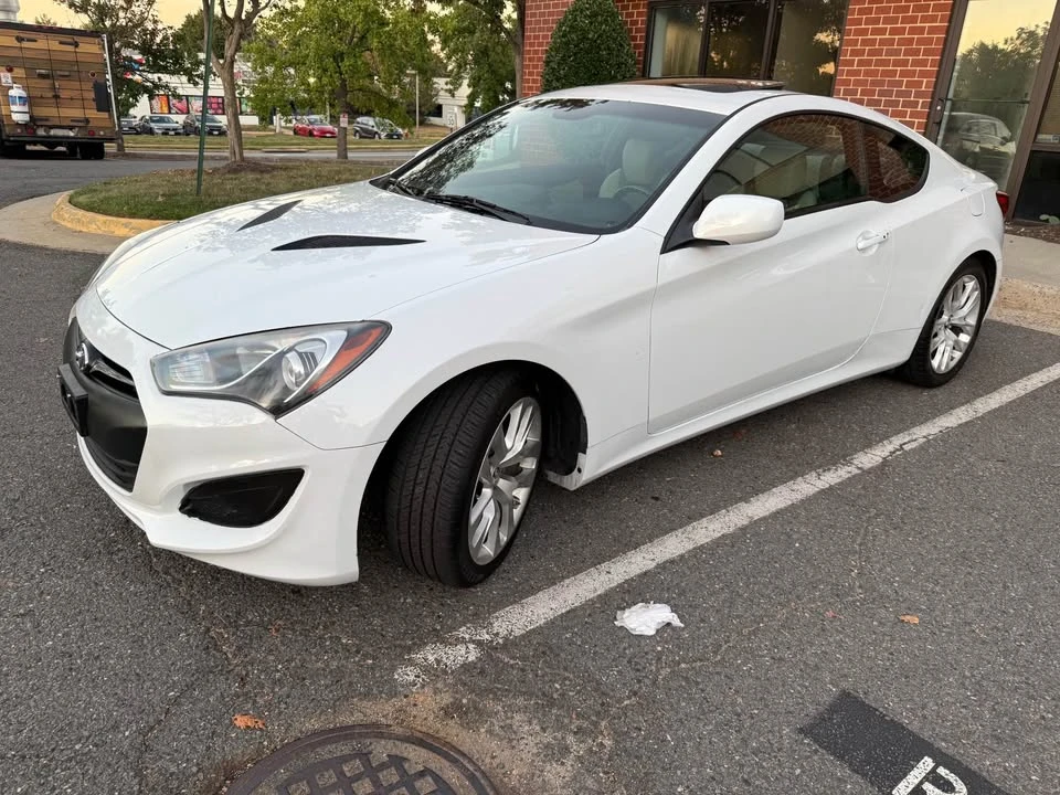 2013 Hyundai Genesis Coupe - Image 4 of 18