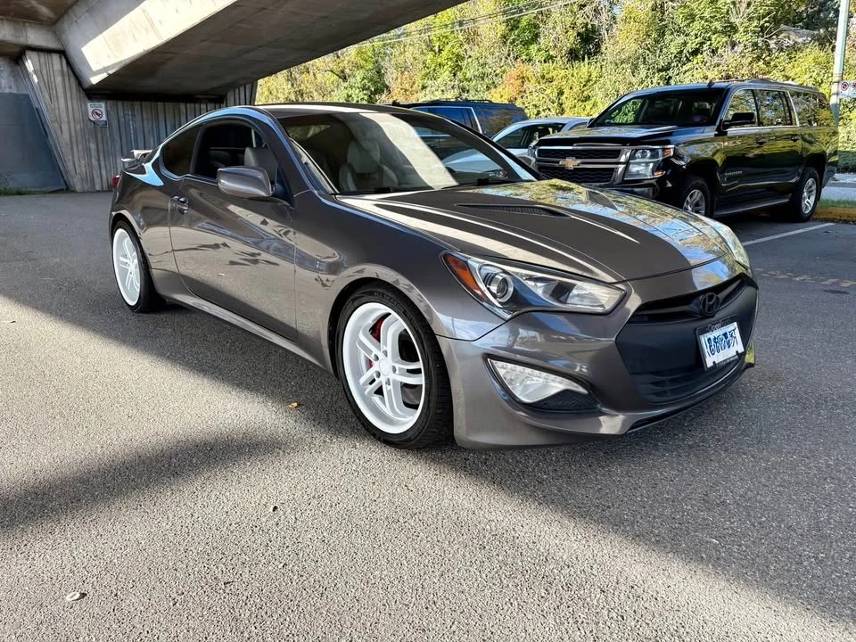 2013 Hyundai Genesis Coupe - Image 3 of 19