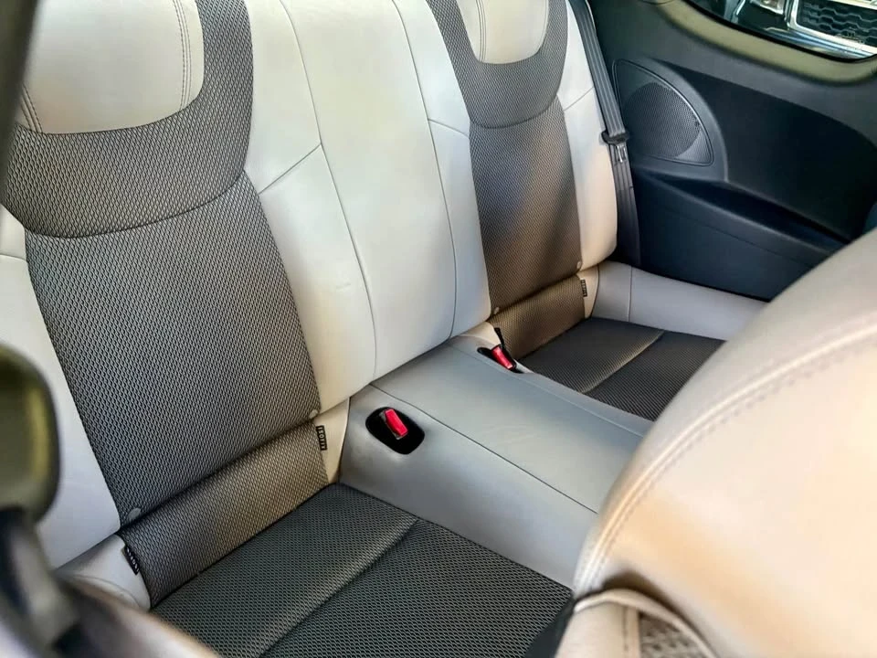 2013 Hyundai Genesis Coupe - Image 17 of 19
