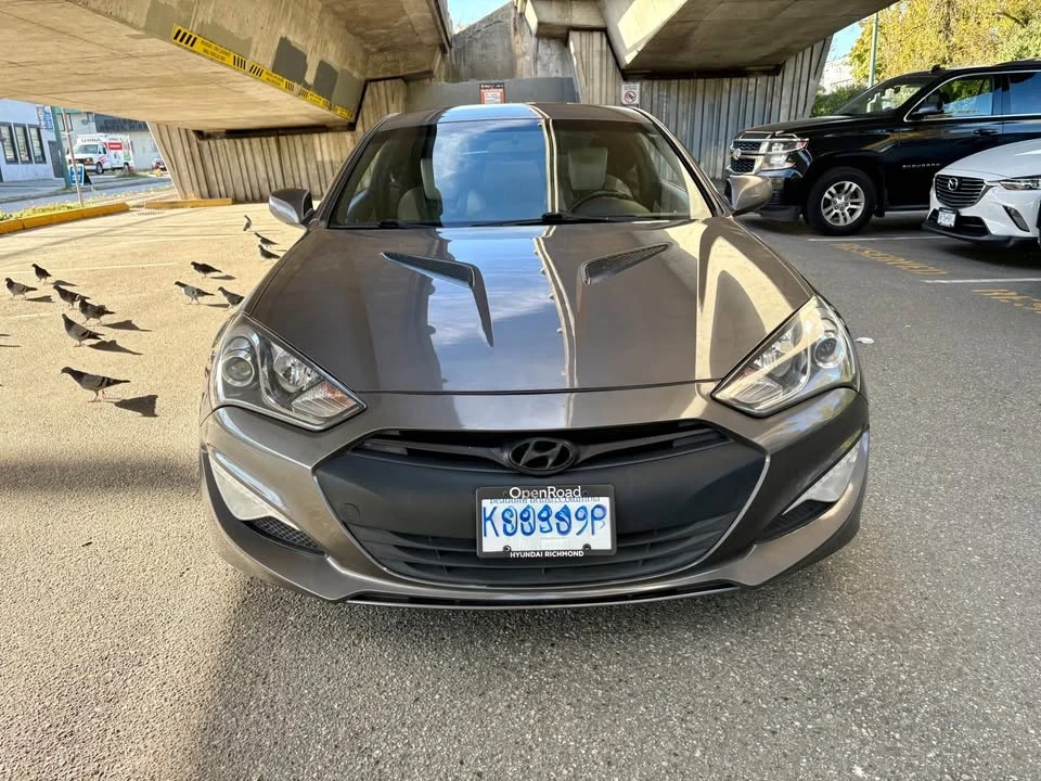 2013 Hyundai Genesis Coupe - Image 2 of 19