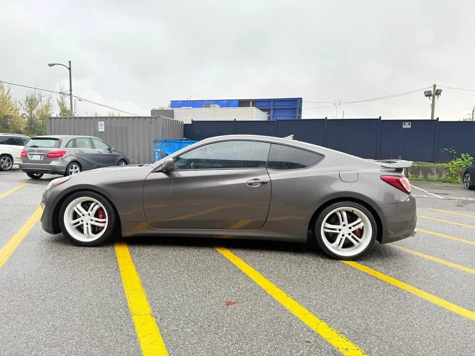 2013 Hyundai Genesis Coupe - Image 8 of 16