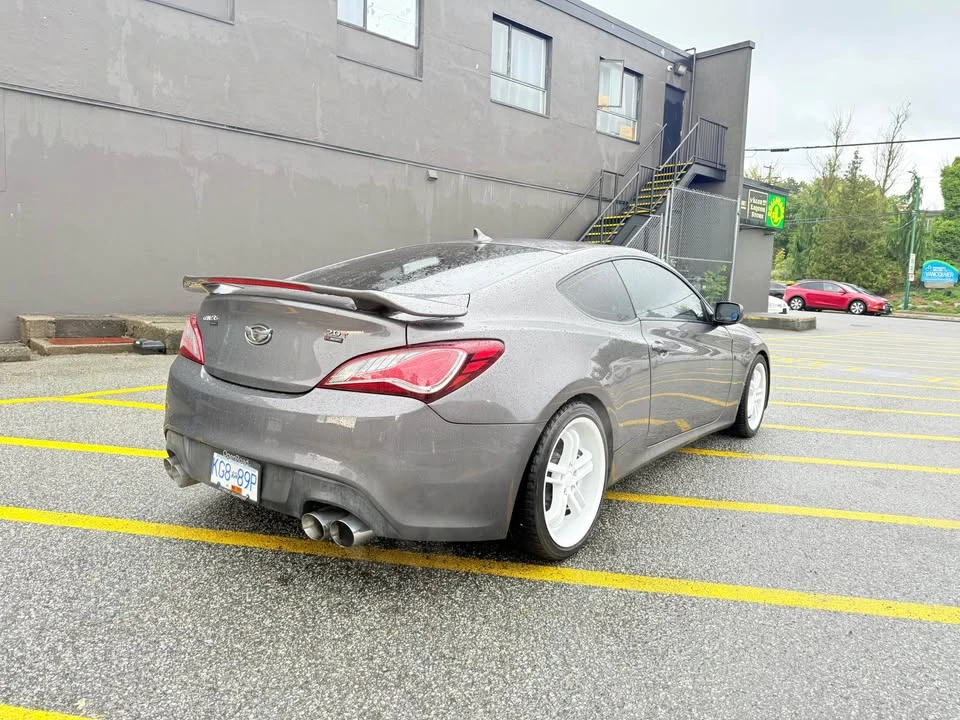 2013 Hyundai Genesis Coupe - Image 5 of 16