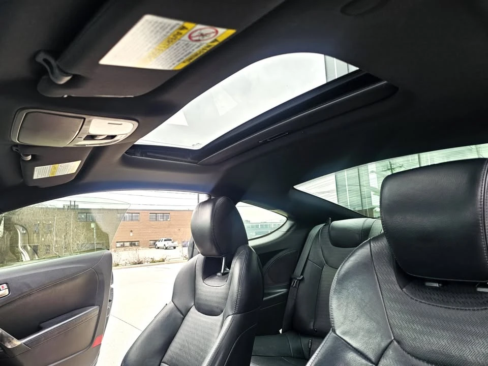 2013 Hyundai Genesis - Image 14 of 16