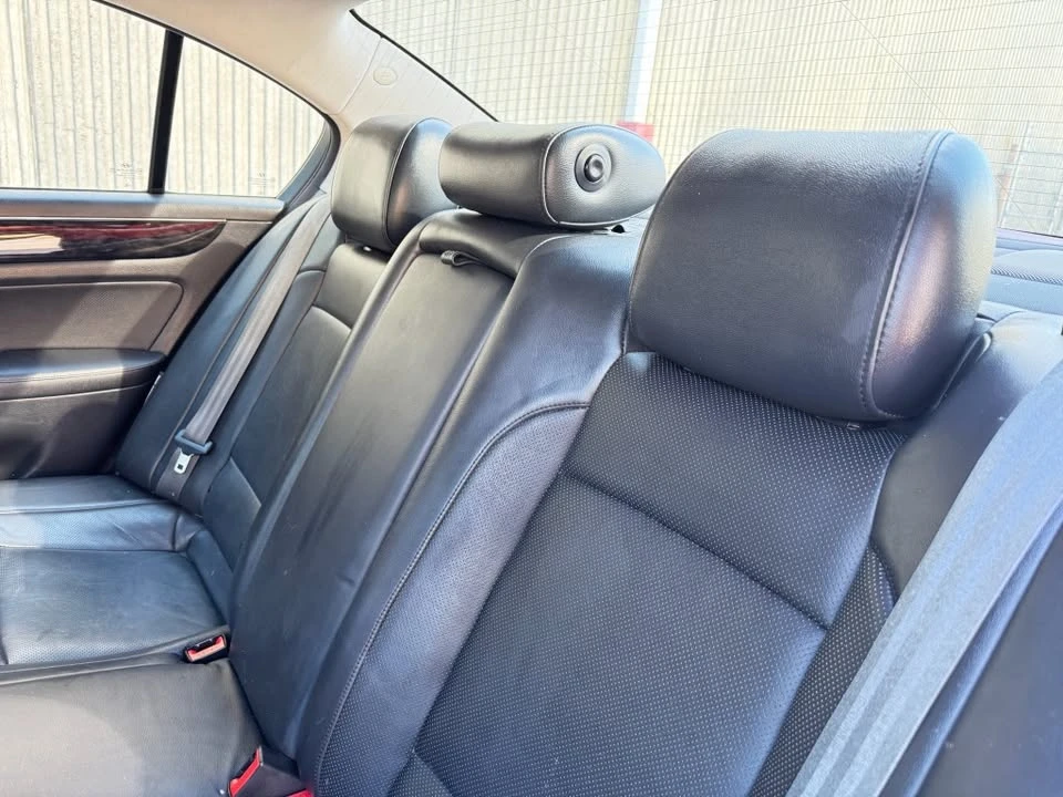2013 Hyundai Genesis - Image 8 of 15