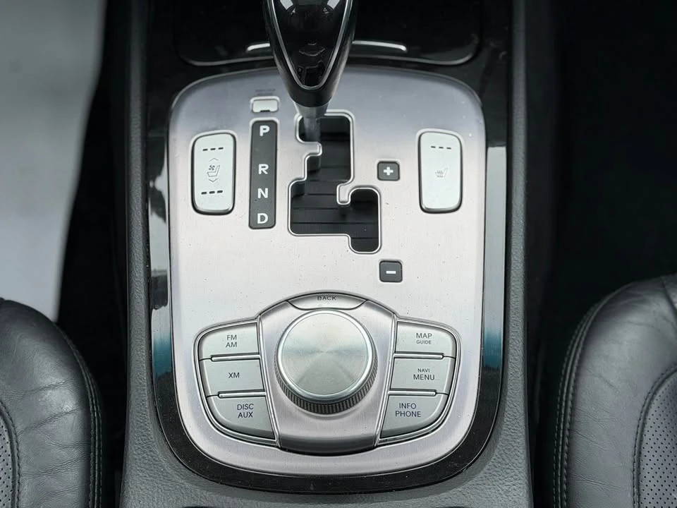 2013 Hyundai Genesis - Image 16 of 18