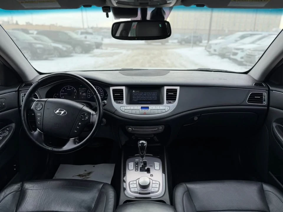 2013 Hyundai Genesis - Image 12 of 18
