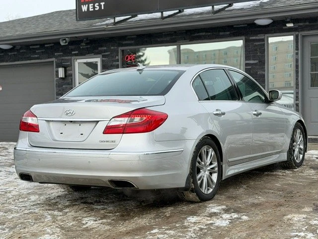 2013 Hyundai Genesis - Image 6 of 19