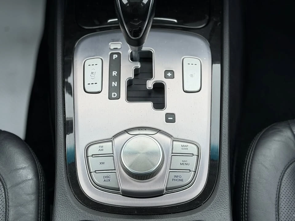 2013 Hyundai Genesis - Image 17 of 19