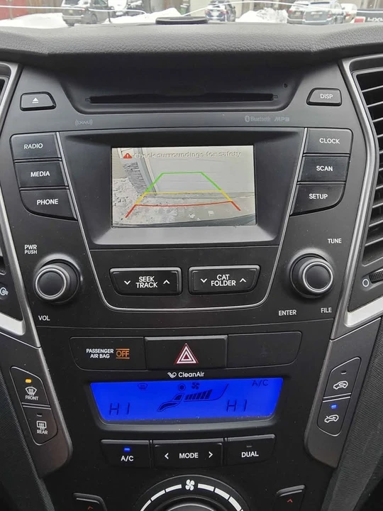 2013 Hyundai Santa Fe - Image 14 of 19